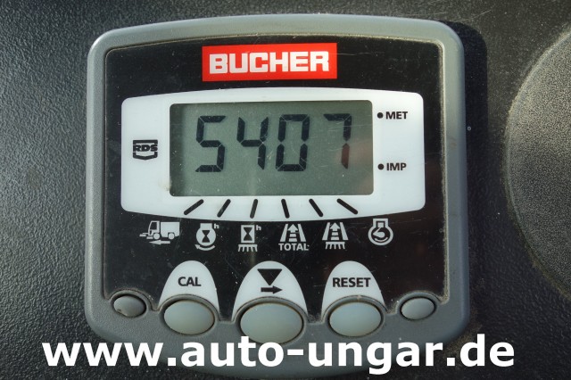 Bucher - CityCat CC5000 Euro 5 Druckreiniger Vorbereitung Saugschlauch