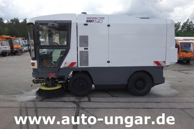 Ravo - C540 Kehrmaschine Hydrostat - Klima - 1. Hand
