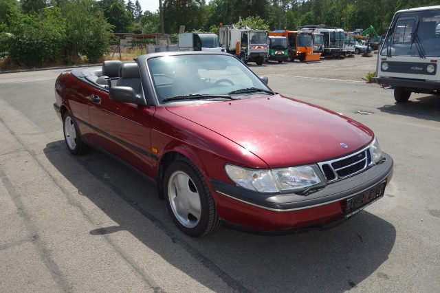 Saab - 2.0 Turbo 900SE Cabrio 127'Km AHK elektrisches Verdeck Klima Sitzheizung 1. Hand