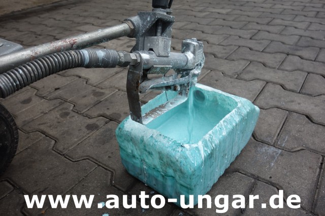 Titan - Promark 690 Graco LineLazer Airless Roadmarking Machine Markiermaschine