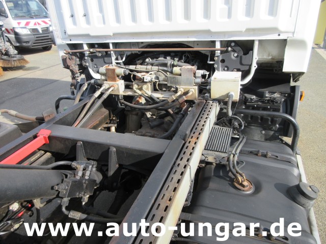 Nissan - Cabstar 35.14 Mecagil Lebon Müllwagen BOM Garbage Truck 3.500kg