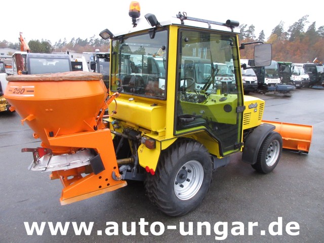 Schanzlin - 304 Diesel 4x4 Winterdienst Pflug & Streuer 2-Sitzer Zapfwelle