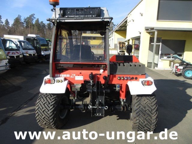 Reform - Metrac H7SX Baujahr 2013 4x4x4 Front- und Heckzapfwelle  Motorschaden
