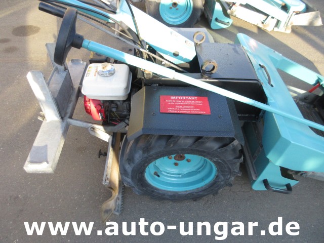Kässbohrer - Beachtech Sweepy walk-behind Beachcleaner Strandreiniger Cribleuse de Plage