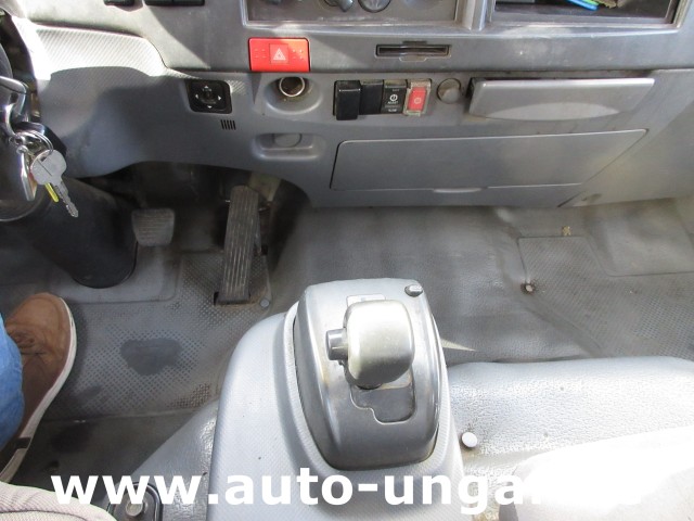 Isuzu - NPR 75 Müllwagen Provence Benne - Faun Lifter Presse Kipper Trittbrett Bj 12