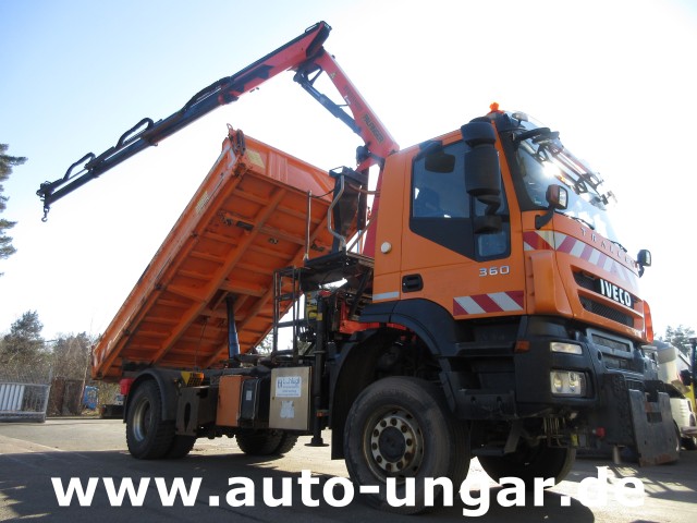 Iveco - Trakker 360 Kipper Allrad 4x4 Kran Palfinger PK 9002 Kommunalhydraulik Winterdienst Euro 5