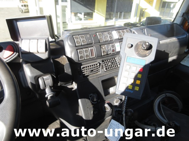 Iveco - Trakker 360 Kipper Allrad 4x4 Kran Palfinger PK 9002 Kommunalhydraulik Winterdienst Euro 5