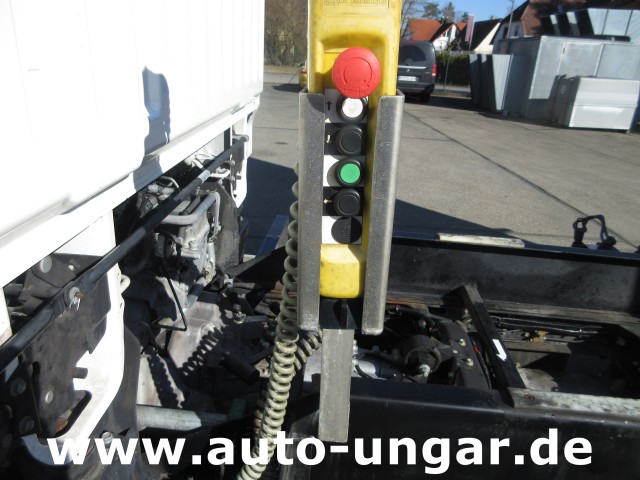 Renault - Maxity 140 Müllwagen 3.500kg Lifter Presse Kipper Trittbrett Euro 5
