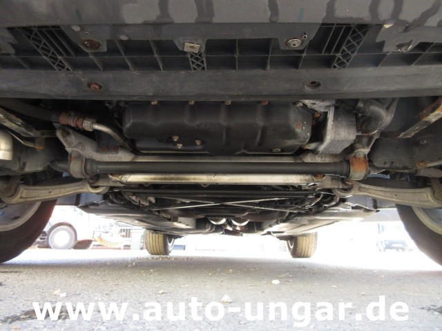 Audi - Q5 3.2 FSI Alcantara Panorama-Dach AHK Navi 270PS
