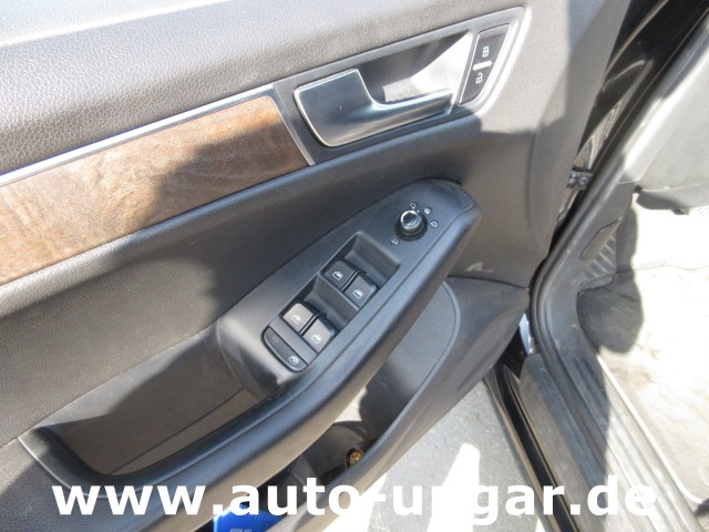 Audi - Q5 3.2 FSI Alcantara Panorama-Dach AHK Navi 270PS