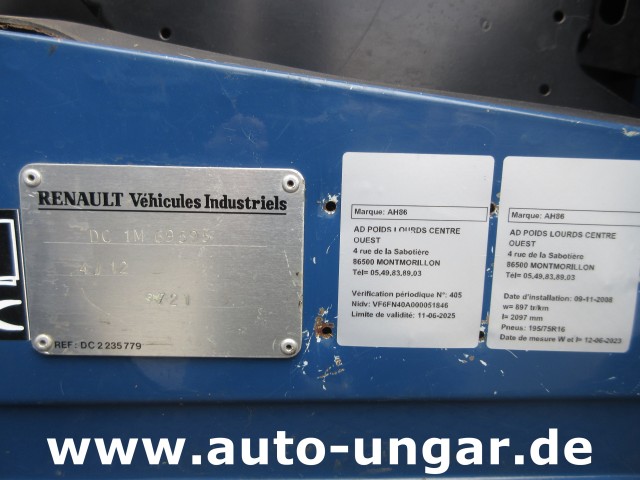 Renault - B110 Titan Aviation AVGas Refueller Jet Tanker 2000l Aviteilleur GSE