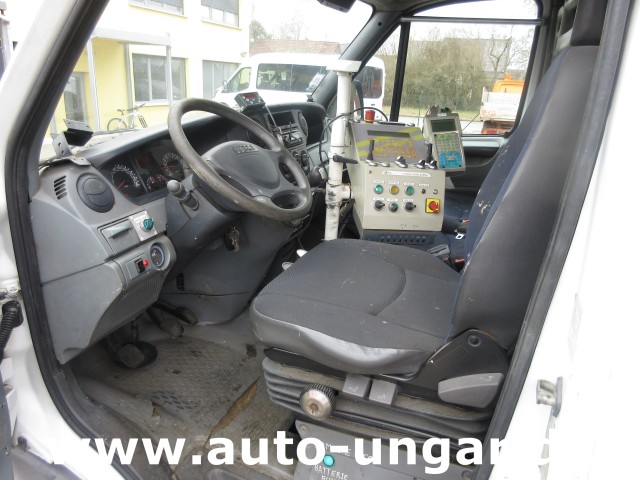 Iveco - 50C15 Jetline Graco LineLazer Markiermaschine Hofmann Roadmarking Machine
