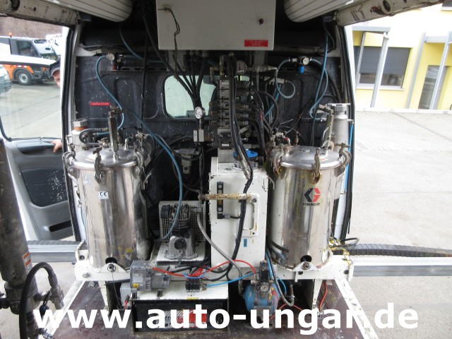 Iveco - 50C15 Jetline Graco LineLazer Markiermaschine Hofmann Roadmarking Machine