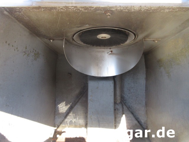 Nilfisk - Park Ranger 2150 Egholm Geräteträger mit Kehraufbau Baujahr 2018 Perkins