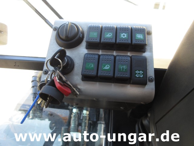 Nilfisk - CR3500 CityRanger Schmidt Flexigo Multigo 4x4 Kehrmaschine Geräteträger