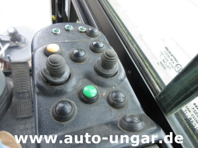 Schmidt - Cleango 500 CS556 Euro 6 mit Wildkrautbesen Kehrmaschine aus 1. Hand