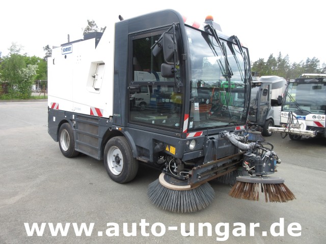 Schmidt - Cleango 500 CS556 Euro 6 mit Wildkrautbesen Kehrmaschine aus 1. Hand