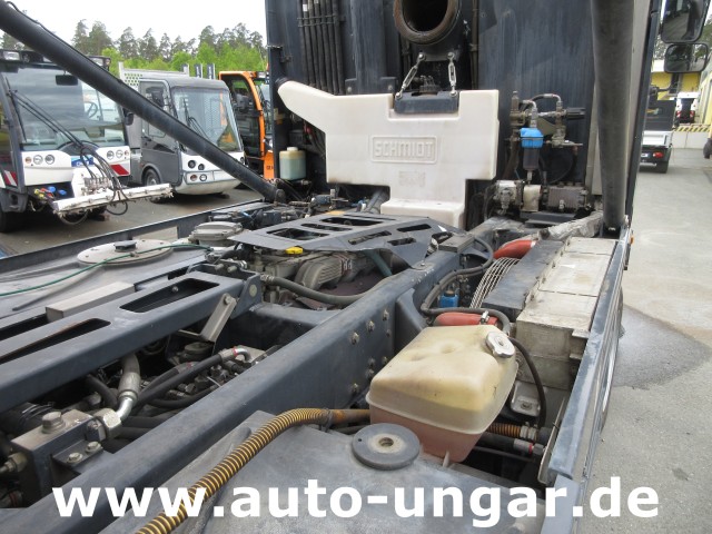 Schmidt - Cleango 500 CS556 Euro 6 mit Wildkrautbesen Kehrmaschine aus 1. Hand