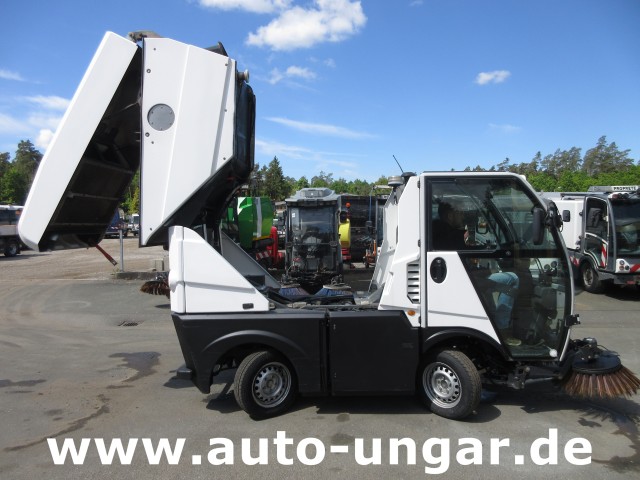 Bucher - CC 1000 Kleinkehrmaschine CityCat 4-Rad Lenkung