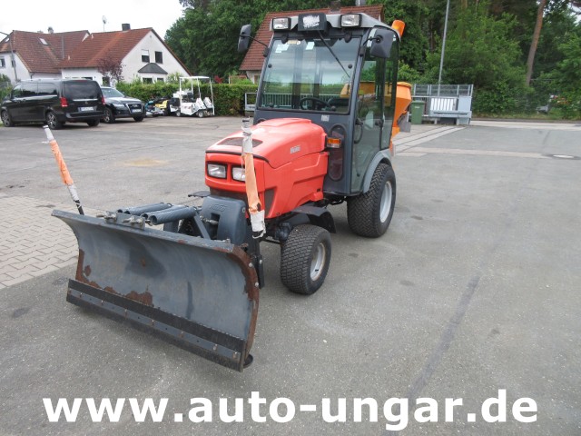 Hako - Hakotrac 2650 DA Winterdienst Schneepflug & Streuer 4x4 Zapfwelle Hydraulik