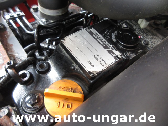 Hako - Hakotrac 2650 DA Winterdienst Schneepflug & Streuer 4x4 Zapfwelle Hydraulik