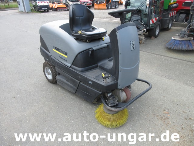 Kärcher - KM 100/100 RBP Pack 1.280-112.0 elektrische Parkplatzkehrmaschine Hallenkehrmaschine Elektro