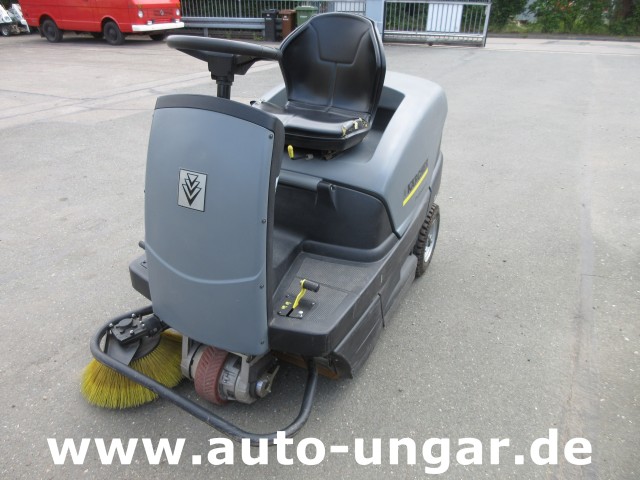 Kärcher - KM 100/100 RBP Pack 1.280-112.0 elektrische Parkplatzkehrmaschine Hallenkehrmaschine Elektro