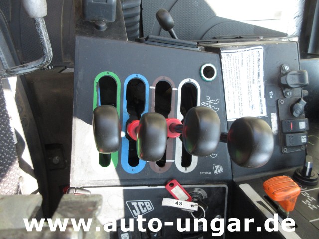 JCB - Landpower Fastrac HMV 3200 Bj. 2009 80km/h 4x4 2x PTO 195PS