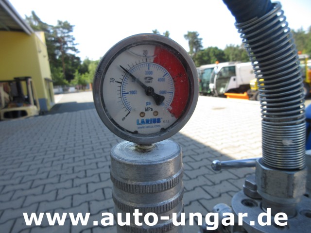 Larius - Miro Liner Plus Airless Roadmarking Markiermaschine Bj. 2017 Graco