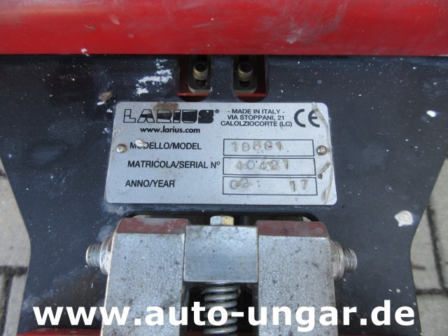 Larius - Miro Liner Plus Airless Roadmarking Markiermaschine Bj. 2017 Graco