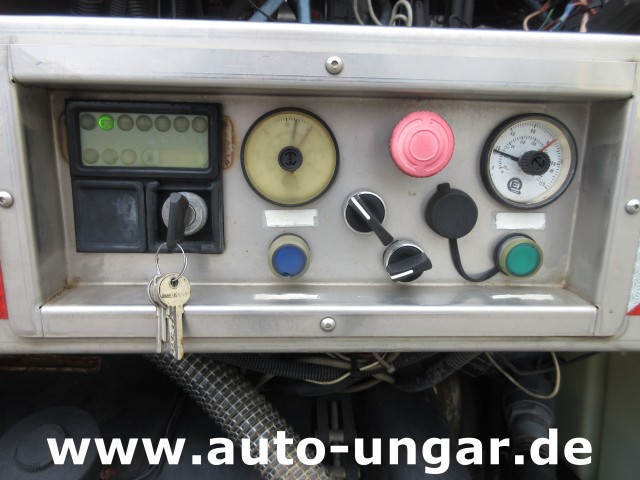 Nissan - Atleon 70.14 mit Hochdruckreiniger Wasserwagen Waschwagen Kärcher High Pressure