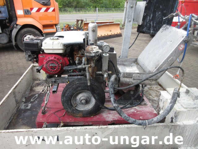 Graco - Zebra 5 Airless Traceuse Markiermaschine Roadmarking Machine mit Trailer Hofmann