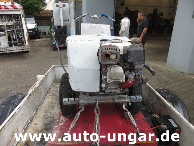 Graco - Zebra 5 Airless Traceuse Markiermaschine Roadmarking Machine mit Trailer Hofmann