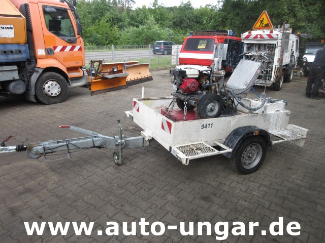 Graco - Zebra 5 Airless Traceuse Markiermaschine Roadmarking Machine mit Trailer Hofmann