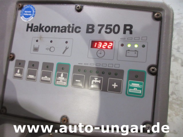 Hako - B750R 1.322 Stunden Hakomatic Scrubber Aufsitz-Bodenreiniger Scheuersaugmaschine