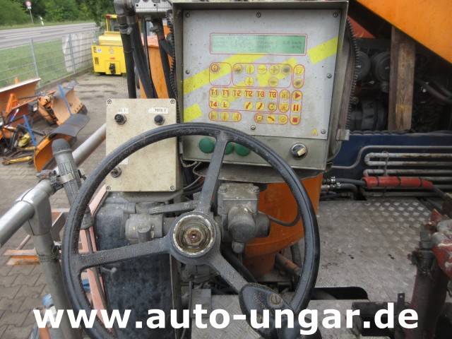Hofmann - H75 - 1000 Thermoplastic Roadmarking Machine Truck Mounted Hot Paint