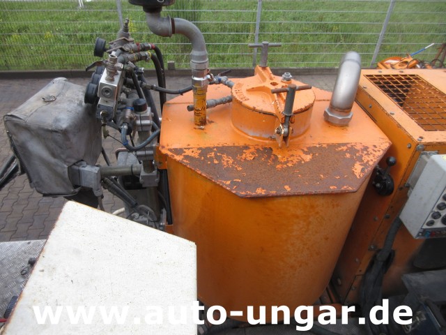 Hofmann - H75 - 1000 Thermoplastic Roadmarking Machine Truck Mounted Hot Paint