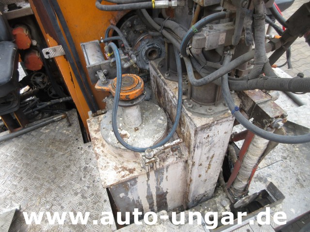 Hofmann - H75 - 1000 Thermoplastic Roadmarking Machine Truck Mounted Hot Paint