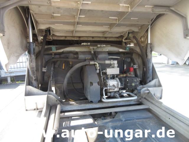 Hako - Citymaster CM 1600 4x4 Kehrmaschine mit Kärcher am Heck
