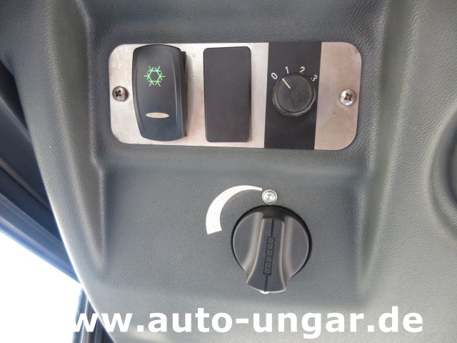 Hako - Citymaster CM 1600 4x4 Kehrmaschine mit Kärcher am Heck