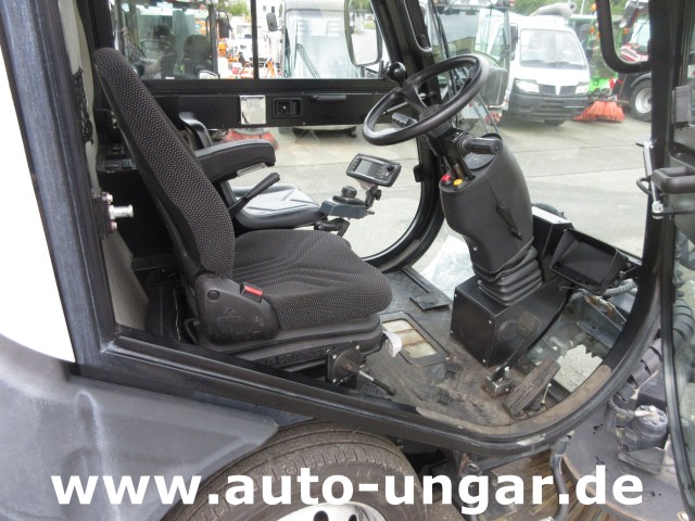 Nilfisk - CR3500 CityRanger Schmidt Flexigo Multigo 4x4 Kehrmaschine Geräteträger