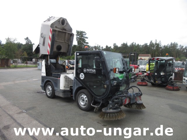 Nilfisk - CR3500 CityRanger Schmidt Flexigo Multigo 4x4 Kehrmaschine Geräteträger