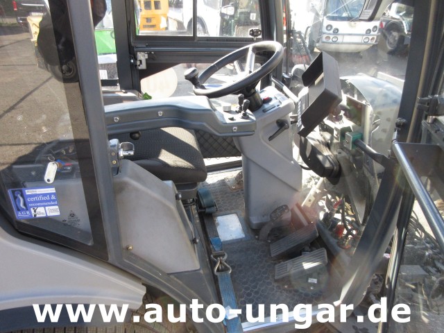 Hako - CM 1600 Kehrmaschine 4x4 Baujahr 2018 3 Besen MOTORSCHADEN