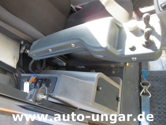 Hako - CM 1600 Kehrmaschine 4x4 Baujahr 2018 3 Besen MOTORSCHADEN