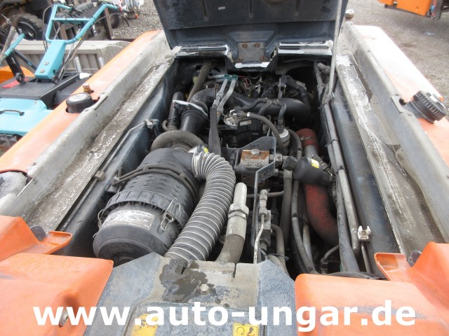 Hako - CM 1600 Kehrmaschine 4x4 Baujahr 2018 3 Besen MOTORSCHADEN
