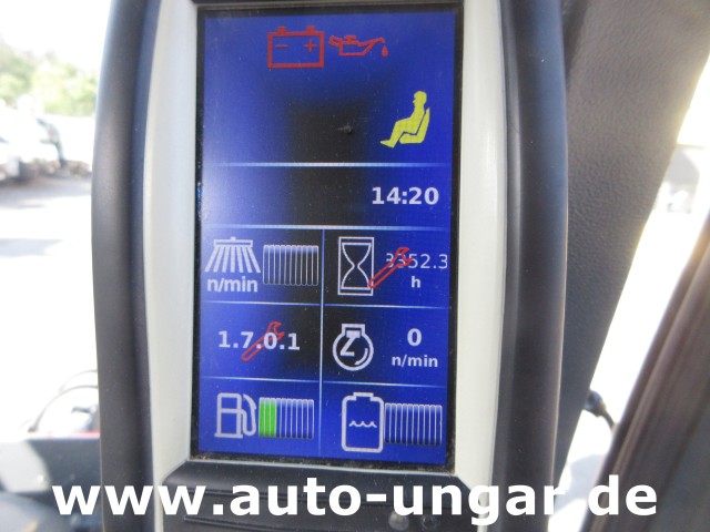 Hako - CM 1600 Kehrmaschine 4x4 Baujahr 2018 3 Besen MOTORSCHADEN