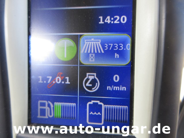 Hako - CM 1600 Kehrmaschine 4x4 Baujahr 2018 3 Besen MOTORSCHADEN