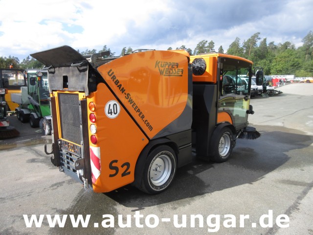 Boschung - S2 Küpper-Weisser Kehrmaschine Urban Sweeper 2m³ Knicklenkung 40km/h