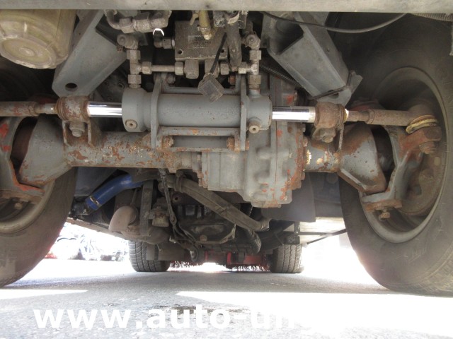 Boschung - S3 Kehrmaschine urban sweeper Wildkrautbesen Allradlenkung