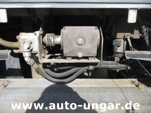 Boschung - S3 Kehrmaschine urban sweeper Wildkrautbesen Allradlenkung